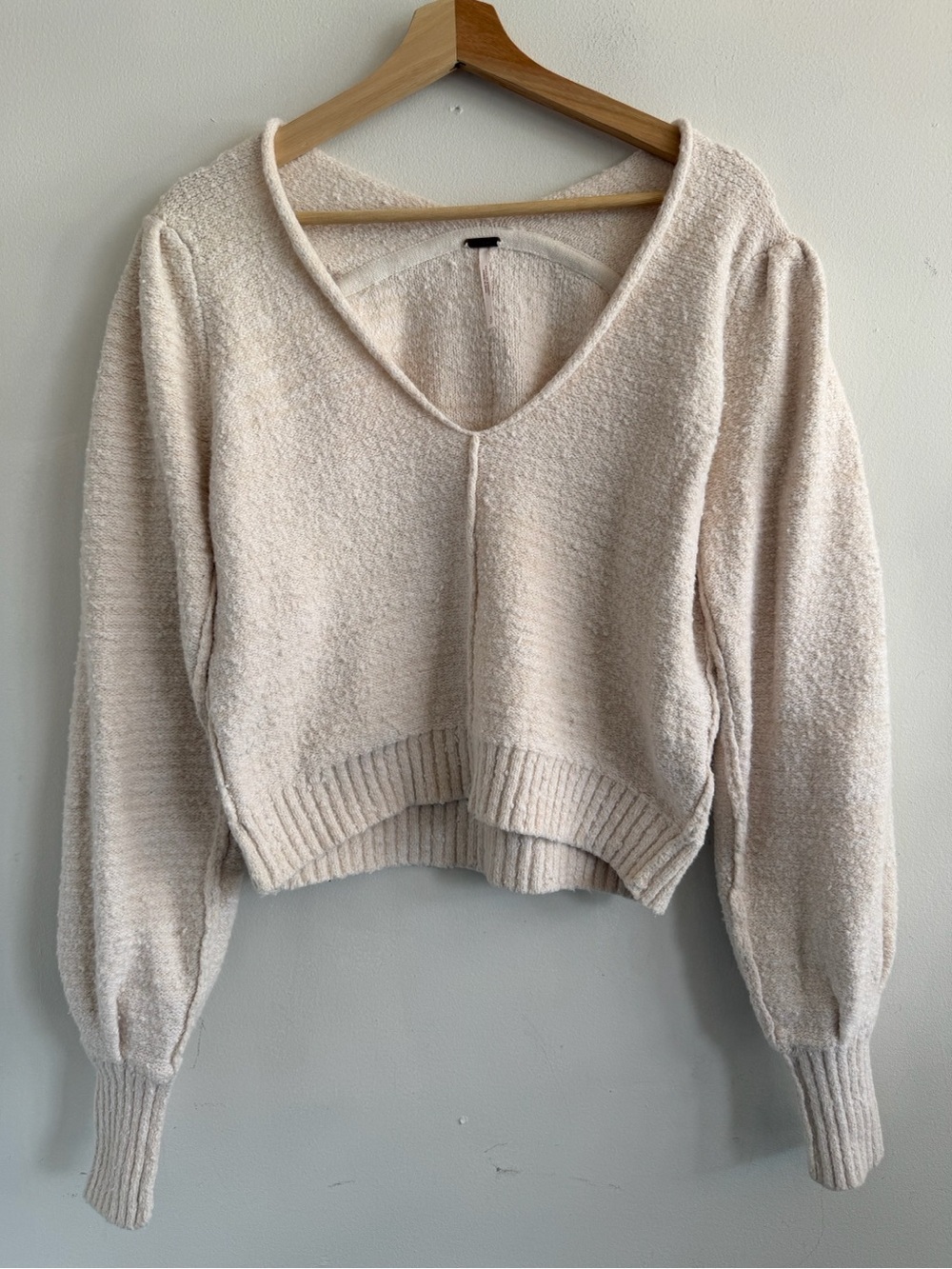 Free People Cream Textured V-Neck Balloon Sleeve Sweater